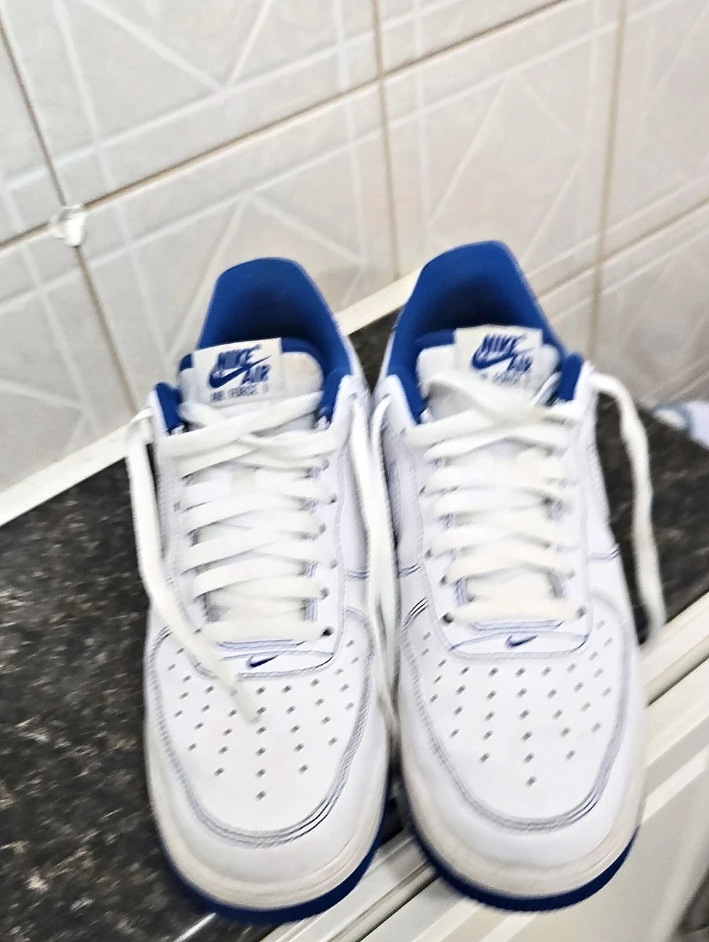 Nike Air Force 1 Low '07 LV8 White Deep Royal Blue Low '07 LV8 Sneakers White &